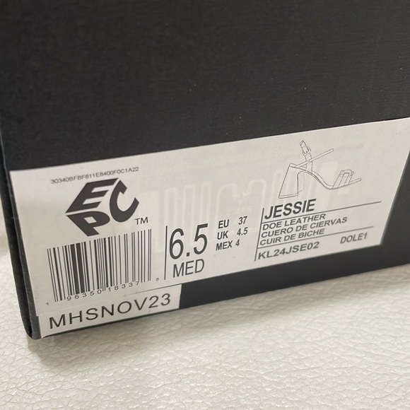 NIB Kenneth Cole buckle square toe ankle strap camel nubuck doe leather sandals - Picture 13 of 14